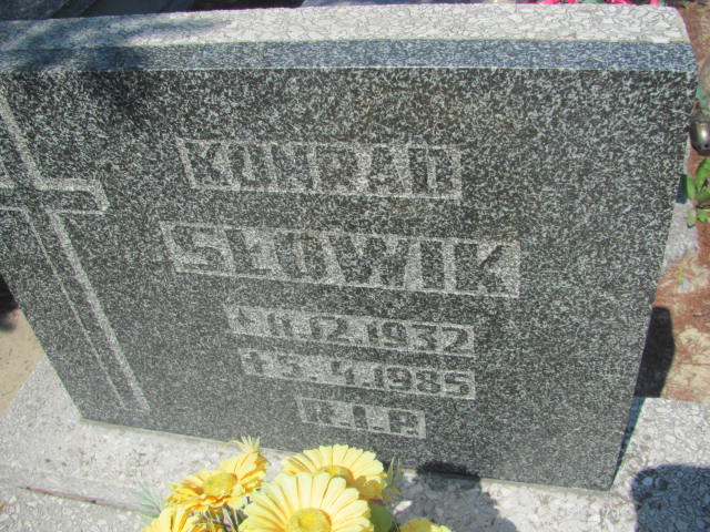 Konrad Słowik 1932 Knurów - Grobonet - Wyszukiwarka osób pochowanych