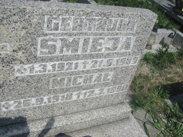 Gertruda Śmieja 1921 Knurów - Grobonet - Wyszukiwarka osób pochowanych