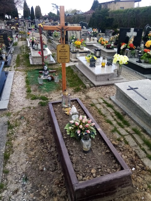 Halina RESZKA 1939 Knurów - Grobonet - Wyszukiwarka osób pochowanych