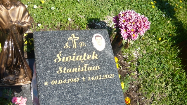 Grób STANISŁAW ŚWIĄTEK