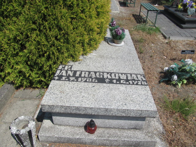Grób Jan Frąckowiak