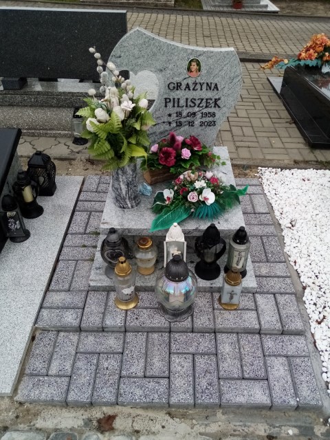 Grażyna PILISZEK 1958 Knurów - Grobonet - Wyszukiwarka osób pochowanych