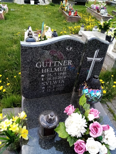 Grób Helmut Guttner