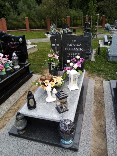 Jadwiga ŁUKASIK 1944 Knurów - Grobonet - Wyszukiwarka osób pochowanych