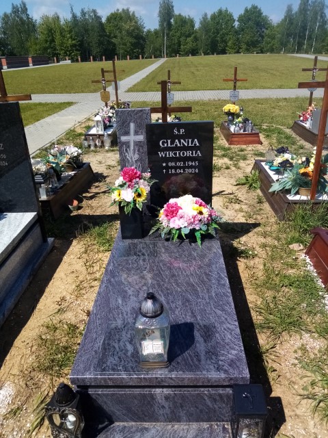 Wiktoria GLANIA 1945 Knurów - Grobonet - Wyszukiwarka osób pochowanych