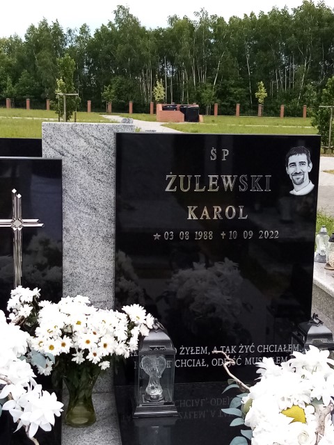 Karol ŻULEWSKI 1988 Knurów - Grobonet - Wyszukiwarka osób pochowanych