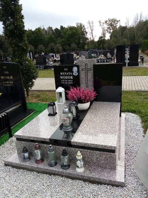 Renata WODOK 1942 Knurów - Grobonet - Wyszukiwarka osób pochowanych