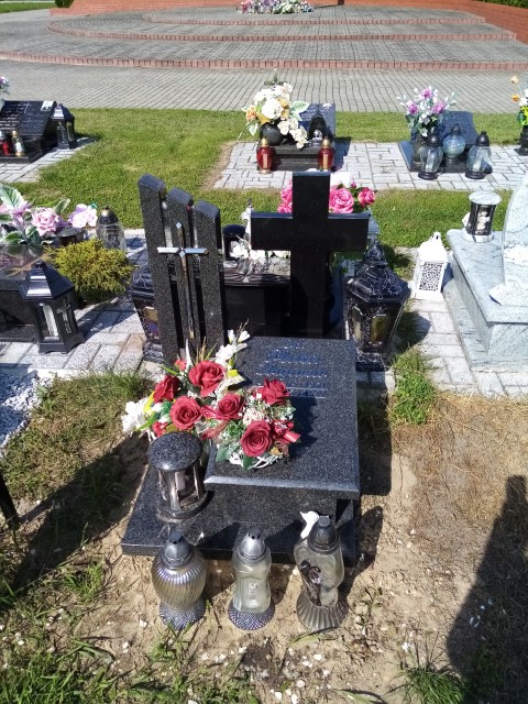 Zbigniew PLUTA 1970 Knurów - Grobonet - Wyszukiwarka osób pochowanych