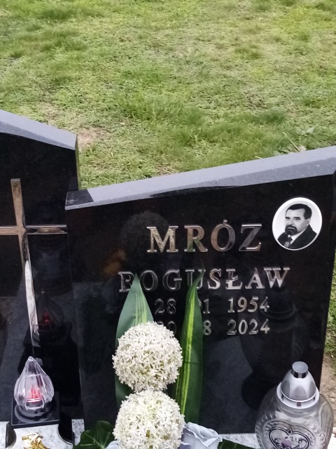 Bogusław MRÓZ 1954 Knurów - Grobonet - Wyszukiwarka osób pochowanych